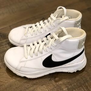 Women’s Nike Blazer Spikeless Golf Shoes Size 7.5